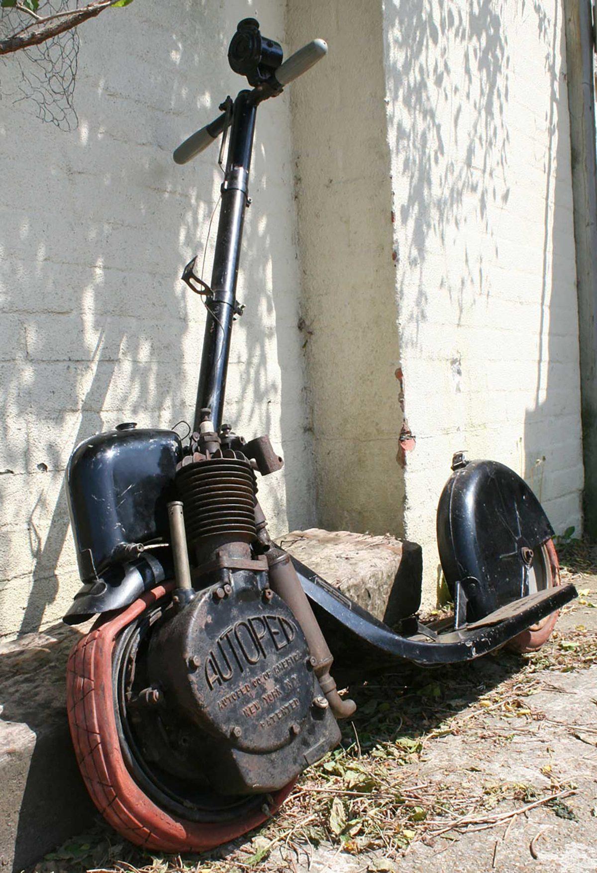 Son Yıllarda Popülerleşen Scooter’ların Tamı Tamına 105 Yaşındaki Babasıyla Tanışın: Autoped