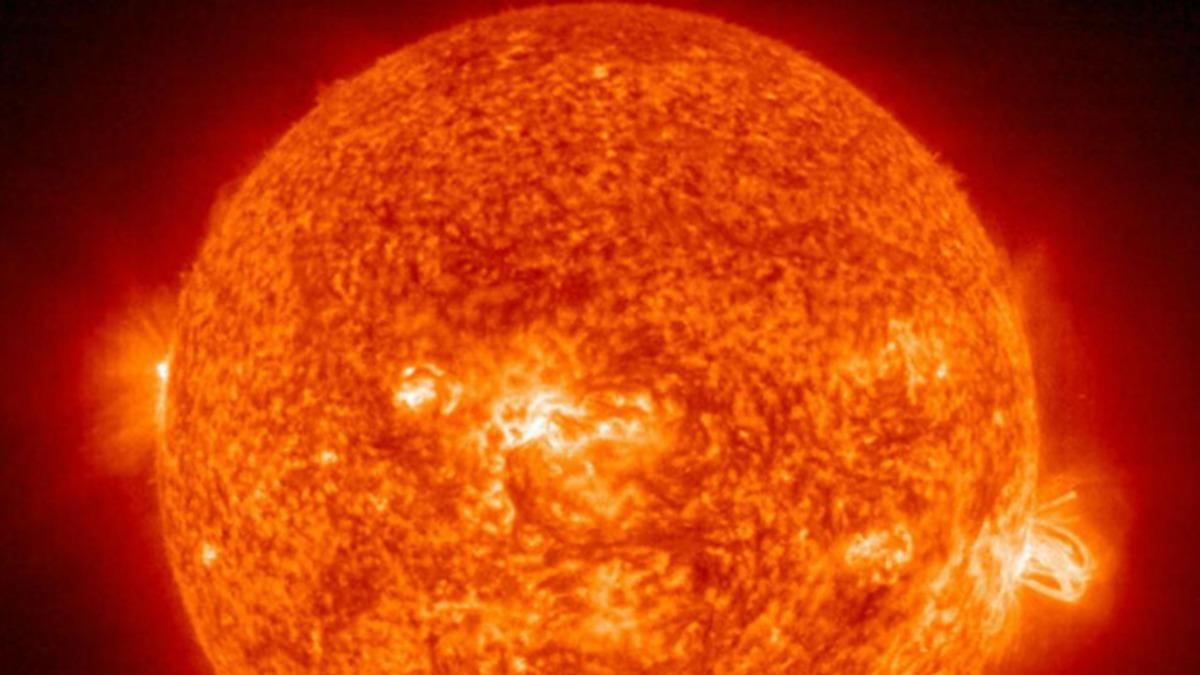 ABD ile Sovyetler Arasında Güneş Fırtınası Gerginliği