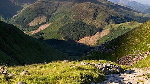 Ayıp Değil mi Abicim: Google Haritalar, Dağcıları Uçurumdan Aşağı Yönlendiriyor