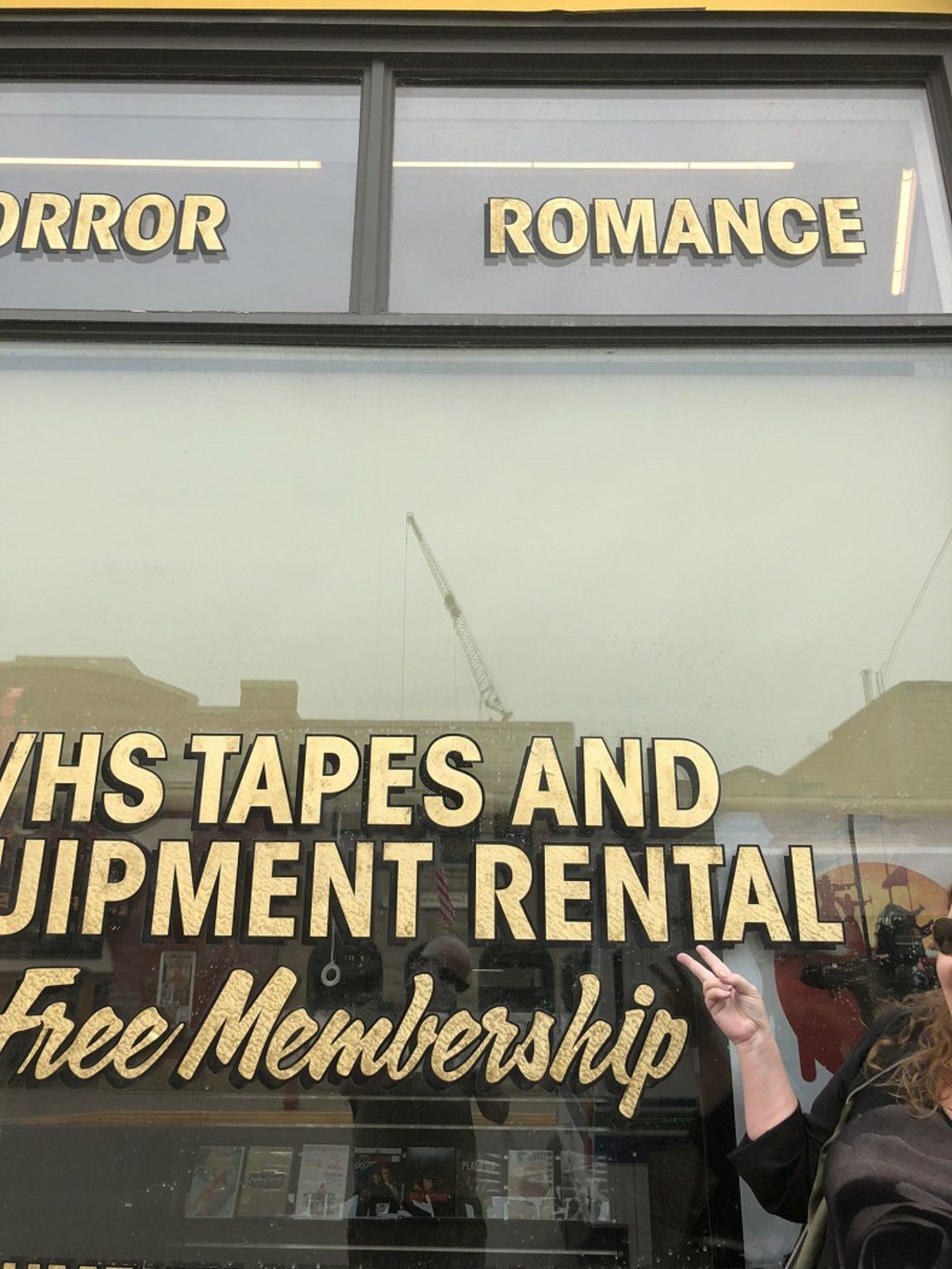 Oyunu Rekorlar Kıran ’The Last of Us’ Dizisinin Setinden Fotoğraflar Paylaşıldı