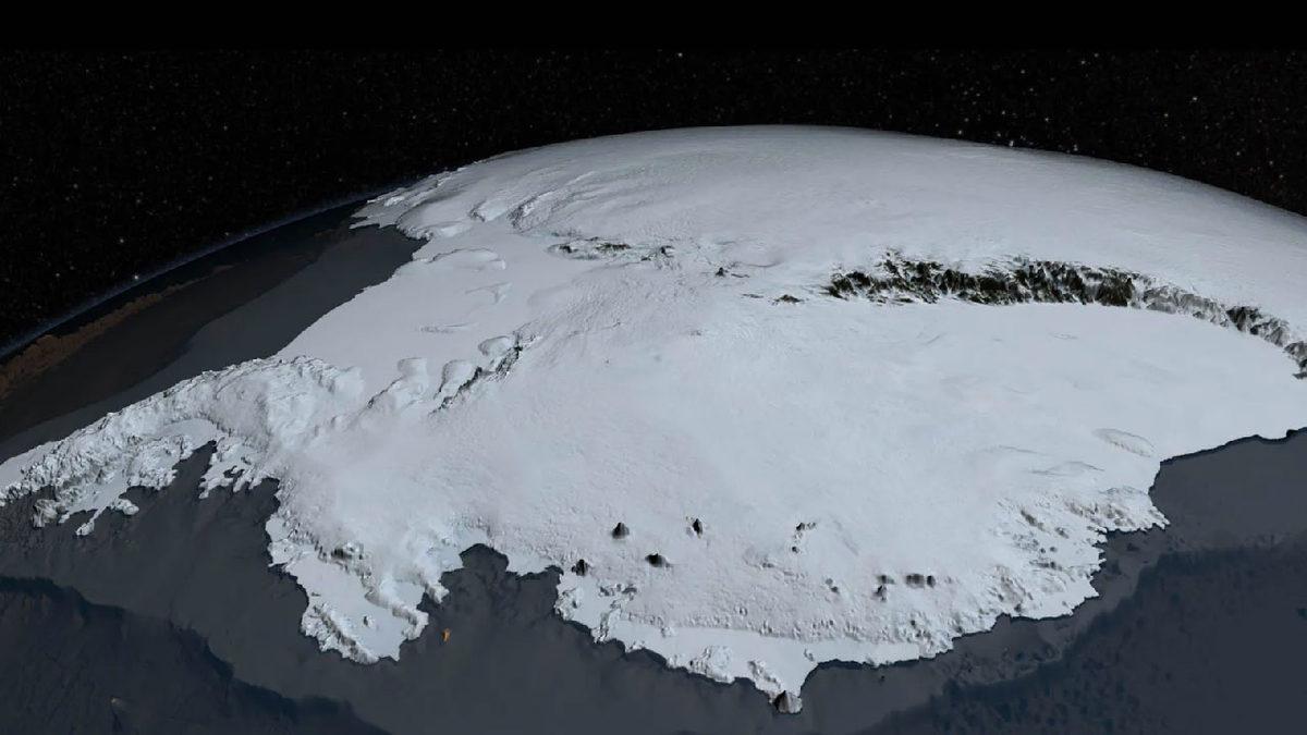 Yolcu Uçakları Kuzey Kutbu’ndan Geçebilmesine Rağmen Güney Kutbu’ndan Neden Geçemez?
