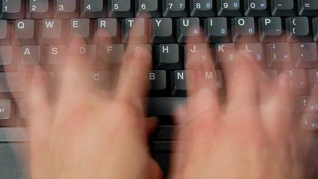 Delikanlılar(!) Toplanın: Klavyede Hızınızı Artıracak 9 Tüyo