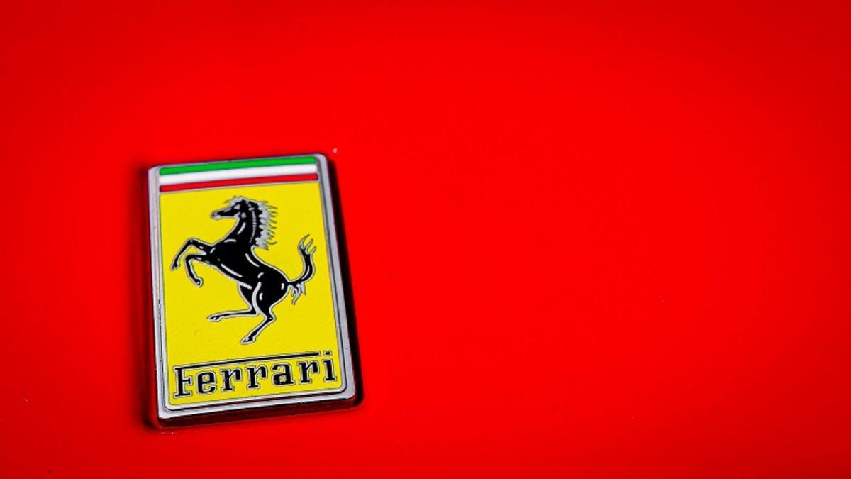 Ferrari’nin İkonik Logosundaki Renkler ve 