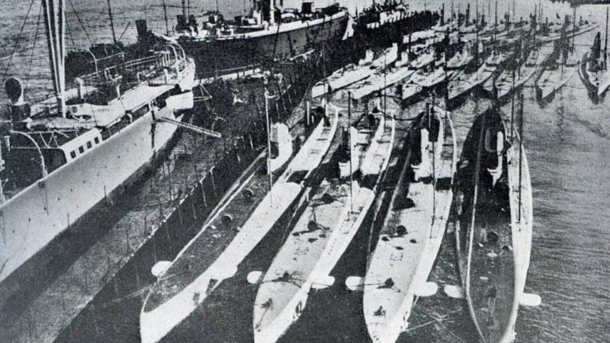 Karadeniz’e ’Karadan Yürütülerek’ Getirilen ve Şimdi Sakarya Açıklarında Bulunan Nazi Denizaltılarının Sıra Dışı Hikâyesi