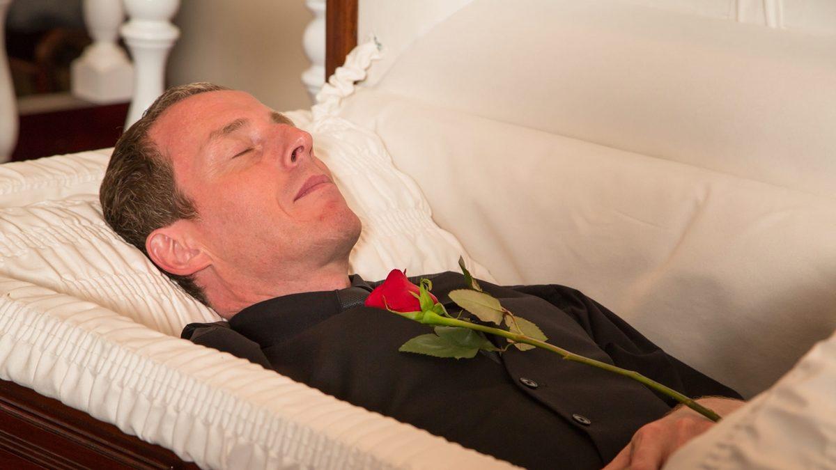 Amerikalılar Cenazelerde Tabutları Neden Açık Bırakırlar?