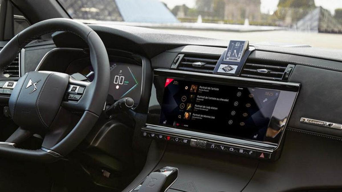 Adeta Bir Sanat Eseri: Türkiye’de Sadece 25 Adet Satılacak DS 7 Crossback Louvre Duyuruldu