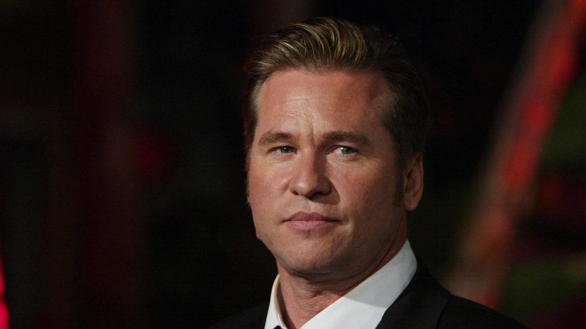 Neo Rolünde Oynaması İçin Teklif Götürülen Oyuncuları Duyunca ’Vay be!’ Diyeceksiniz: Matrix Serisi Hakkında Az Bilinenler