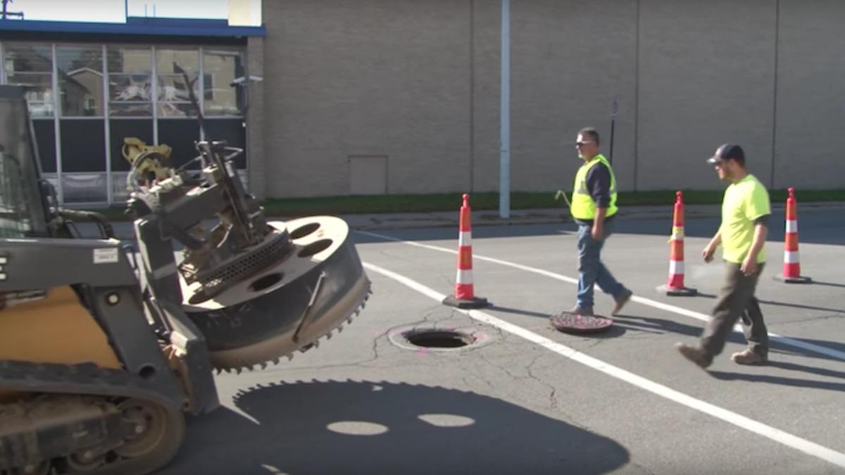 Rögar Kesme Makinesi Saniyeler İçinde Sondaj Yapıyor!