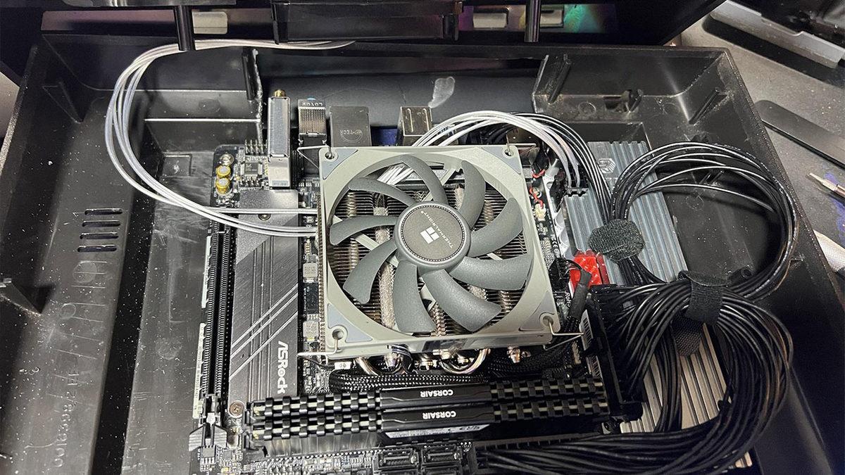 Bir Reddit Kullanıcısı, 45 Yıllık Atari’yi Oyun Bilgisayarına Dönüştürdü (Evet GTA 5 Oynayabilirsiniz)