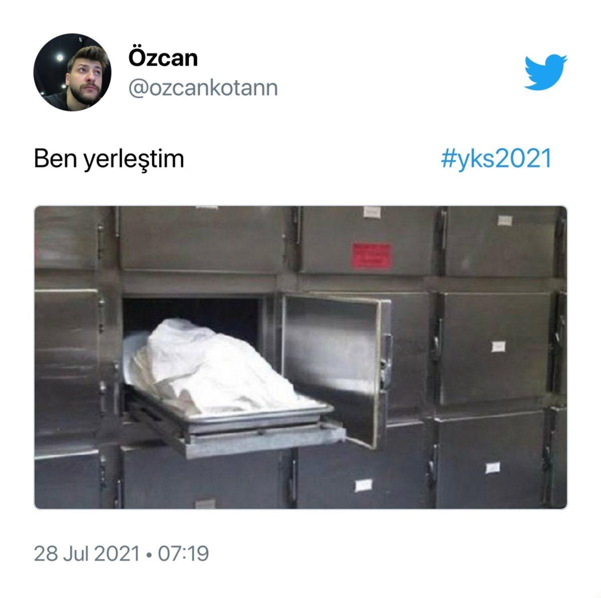 Yine Ağlanacak Halimize Güldük: YKS Sonuçlarıyla İlgili En Komik Paylaşımlar