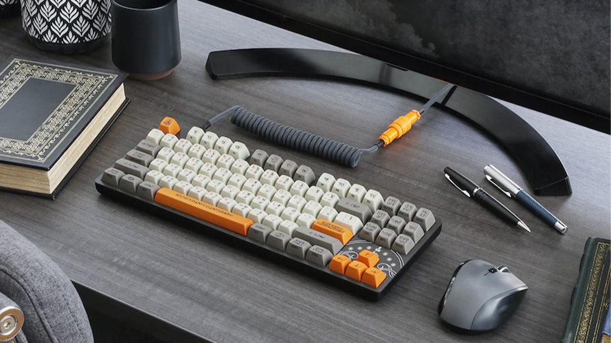 Hepsine Hükmedecek Tek Bir Klavye: Karşınızda Yüzüklerin Efendisi Temalı Mekanik Klavye