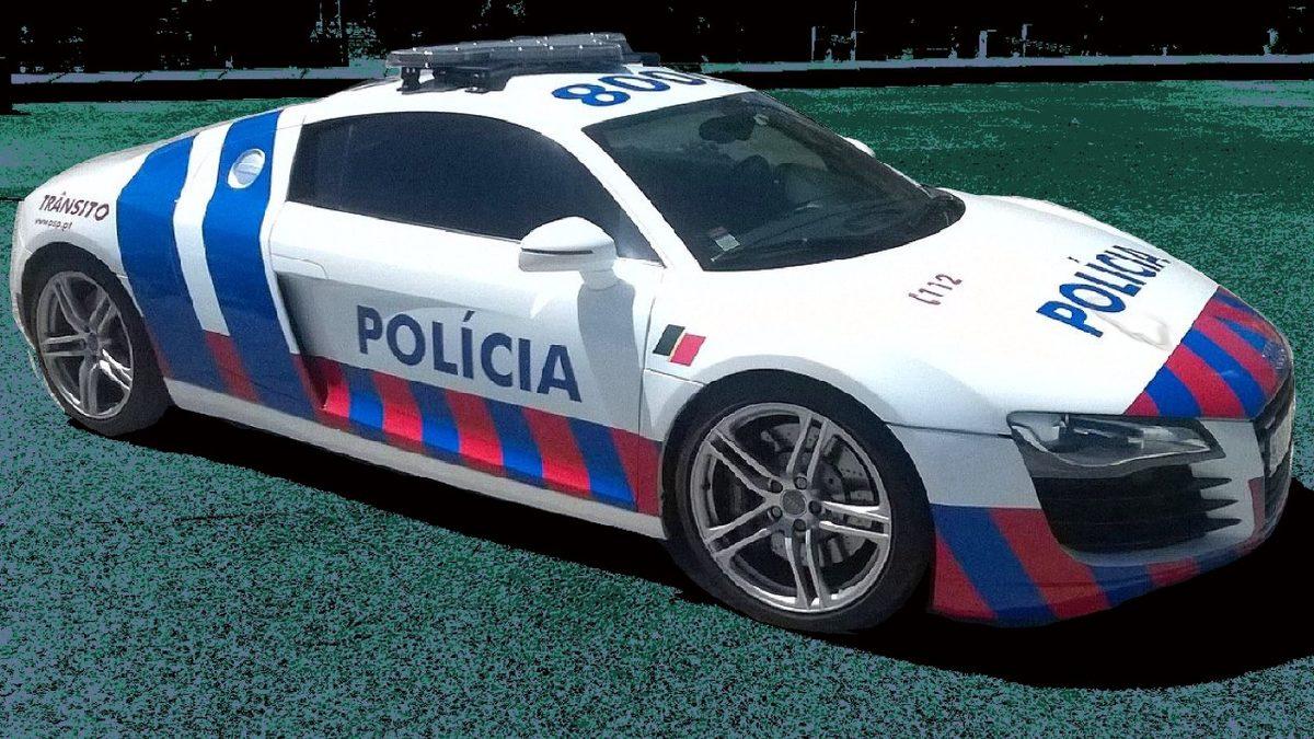 Görünce Tutuklanıp Merkeze Götürülmek İsteyeceğiniz Birbirinden Şahane Polis Arabaları