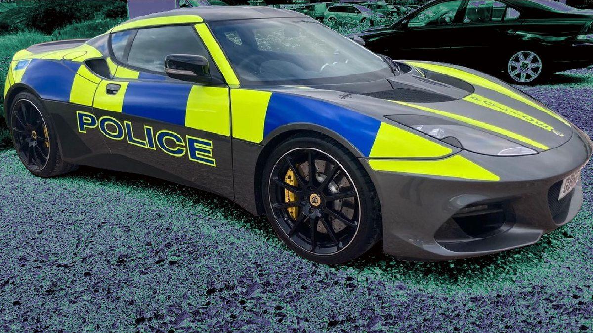 Görünce Tutuklanıp Merkeze Götürülmek İsteyeceğiniz Birbirinden Şahane Polis Arabaları