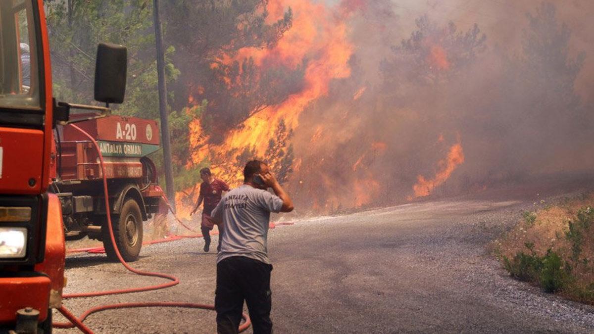 Türkiye’deki Yangınlar Nasıl Başladı, Sona Ermesi İçin Neye İhtiyaç Var?