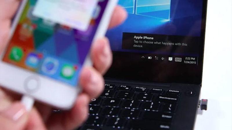 Windows Kullanan iPhone Sahipleri Toplanın: Windows 11’in Fotoğraflar Uygulamasına iCloud Desteği Geliyor!