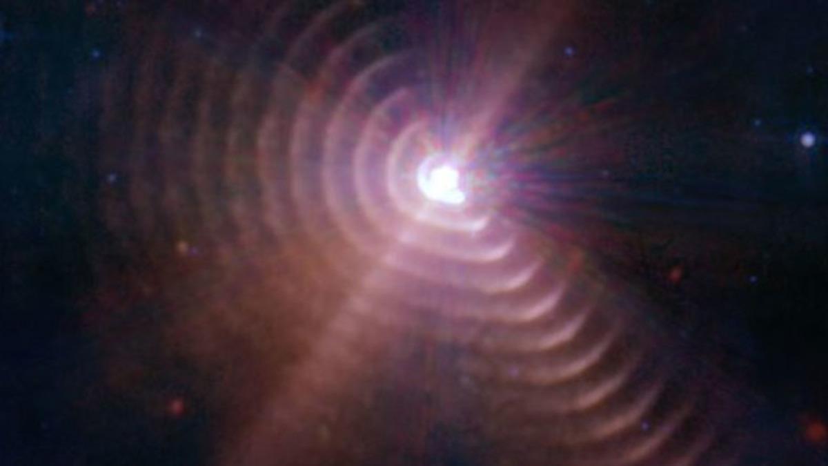 Bu Fotoğrafta Photoshop Yok: Tarihte İlk Kez Yıldızdan Gelen Işık, Maddeleri Hareket Ettirirken Gözlemlendi