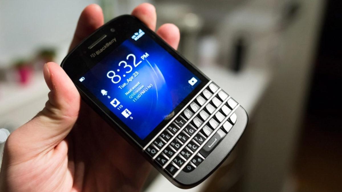 Katlanabilir Ekranlı Laptoplarla İlk iPhone Arasındaki Kimsenin Fark Edemediği Benzerlik