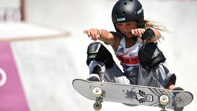 Kaykayı YouTube’dan Öğrenen 13 Yaşındaki İngiliz, Olimpiyatlarda Madalya Kazandı