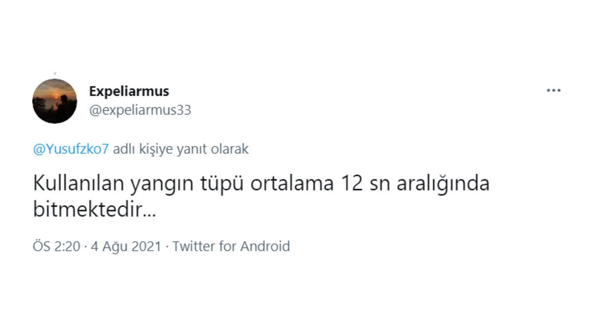 Manavgat’ta Yangın Söndürme Çalışmalarına Katıldığı Videoları Paylaşan CZN Burak, Twitter’da Eleştiri Yağmuruna Tutuldu