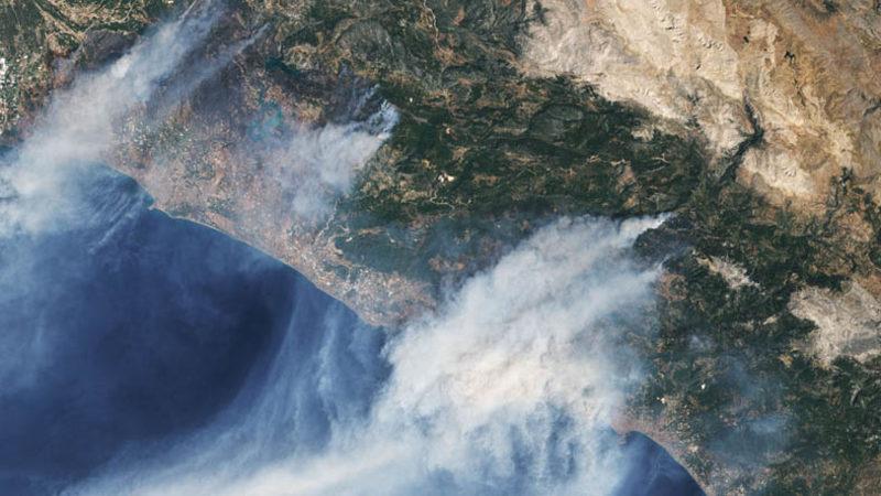 NASA, Devam Eden Orman Yangınlarının Ciğerlerimizi Yakan Yeni Uydu Görüntülerini Paylaştı