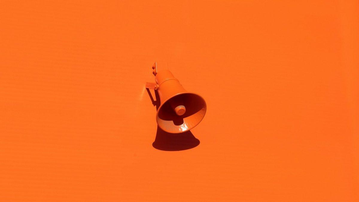 LinkedIn, Nasıl Oldu da Özlü Sözlerin Paylaşıldığı Facebookvari Bir Platforma Dönüştü?