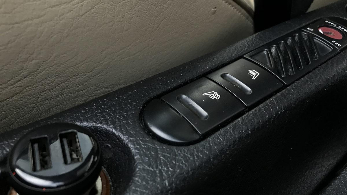 2022 Model Otomobillerde Bile Yok: 22 Yıl Önce Üretilen Peugeot 406’nın Şimdi Kulaklara Şaka Gibi Gelen Özellikleri