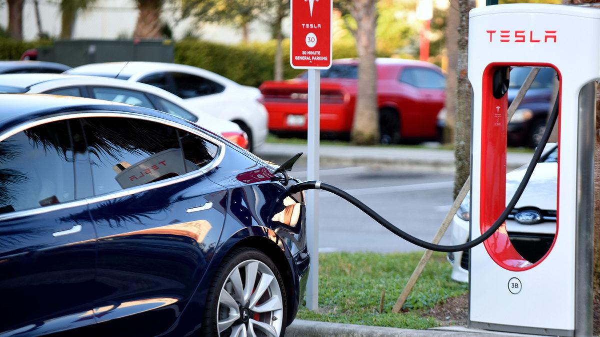 Beyaz Saray’ın Elektrikli Otomobil Zirvesine Tesla’nın Davet Edilmediği Ortaya Çıktı