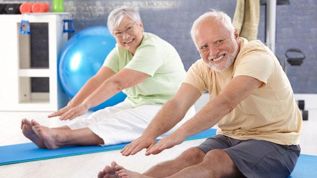 O Kadar Beklemenize Gerek Yok: ’’Kadınlar ve Erkekler Vücutlarıyla 60 Yaşından Sonra Mutlu Olabiliyor’’