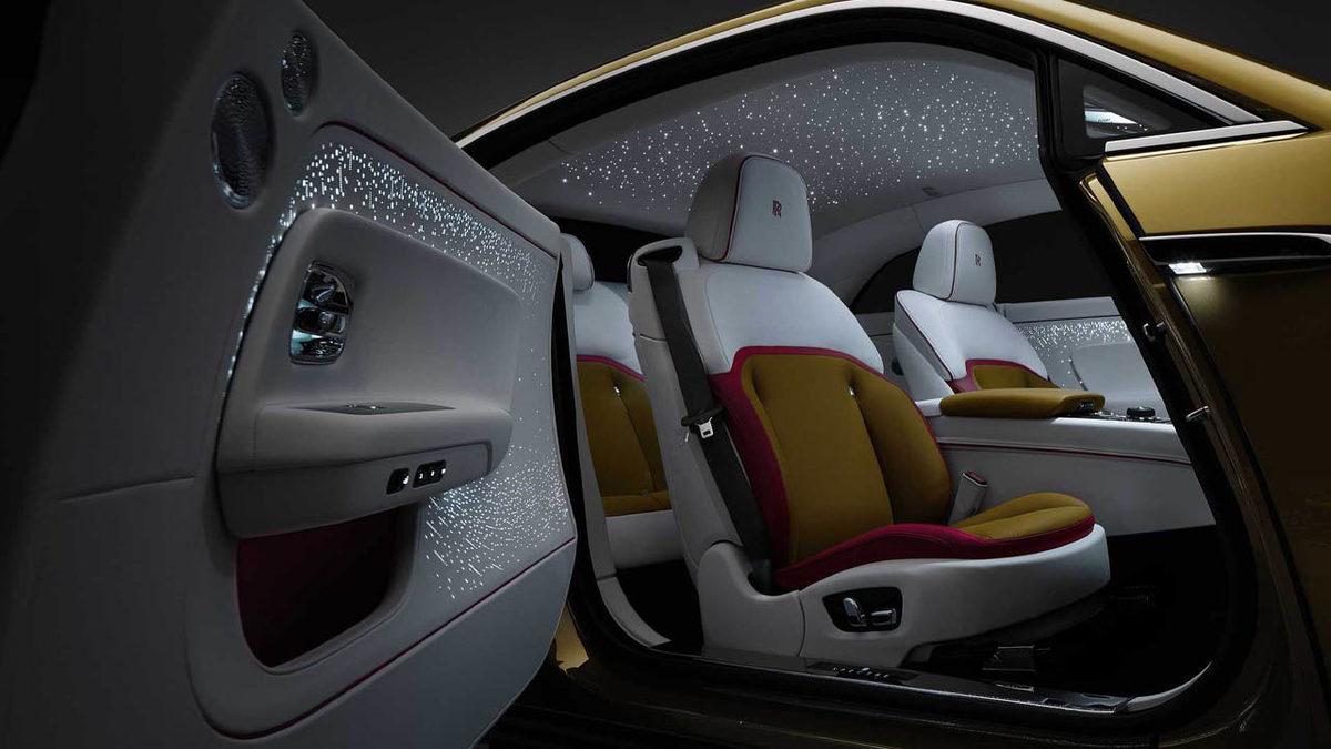 İlk Elektrikli ’Rolls-Royce’ Tanıtıldı: Adeta 4 Tekerlekli Saray!