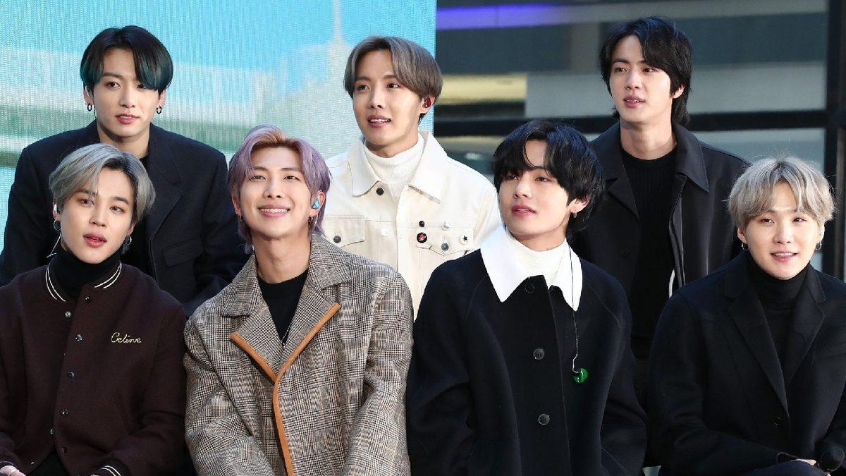 Ünlü K-Pop Grubu BTS, Askere Gidiyor: Güney Kore’ye Milyarlarca Dolar Kaybettirebilir!