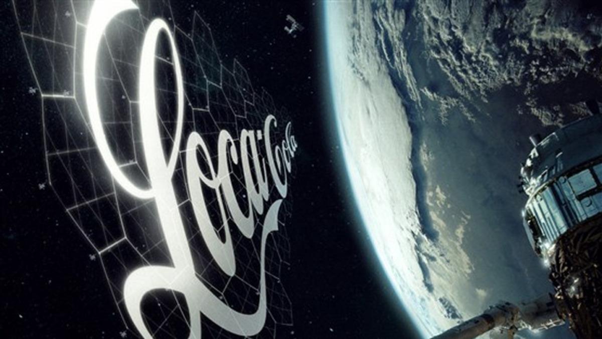 SpaceX, Gökyüzünde Reklam Yayını Yapacak Bir Şirketle Ortaklık Kurmaya Hazırlanıyor