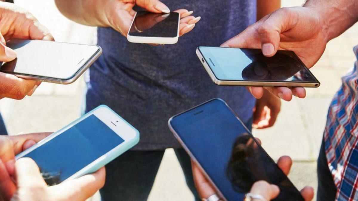 Tartışma Yaratan ’Kaçak Telefon’ Düzenlemesi Meclisten Geçti: 1 Yıl Kullanılmayan Telefon, Bir Daha Asla Kullanılamayacak