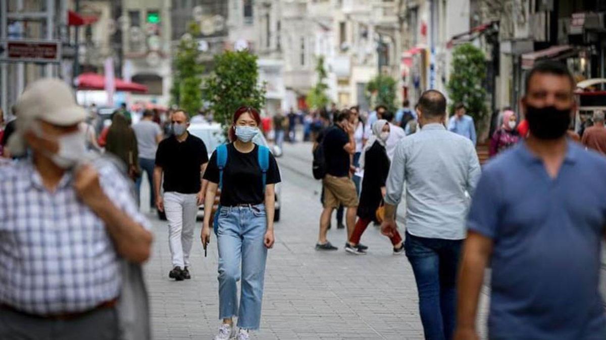 Sandığımızdan Daha Yakın: Koronavirüs Vaka Sayısında Yeni ’Pik’ Noktasının Ne Zaman Yaşanacağı Açıklandı