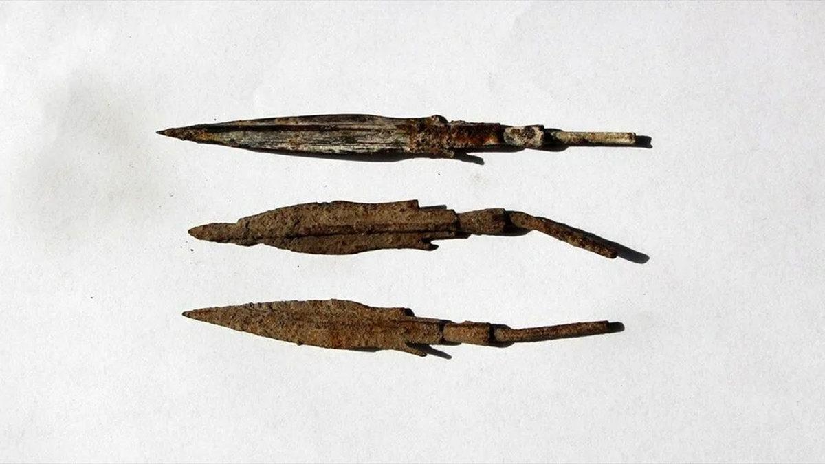 Malazgirt Savaşı’nın Gerçekleştiği Yerde Savaşta Kullanılan Aletler Bulundu