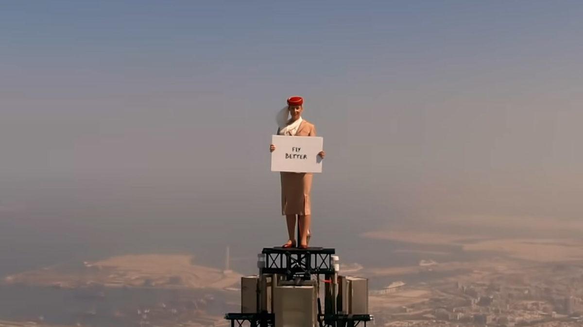 Emirates’ten Dünyanın En Yüksek Binasında Çekilen ve İzleyenleri Ters Köşe Eden Reklam Filmi [Video]