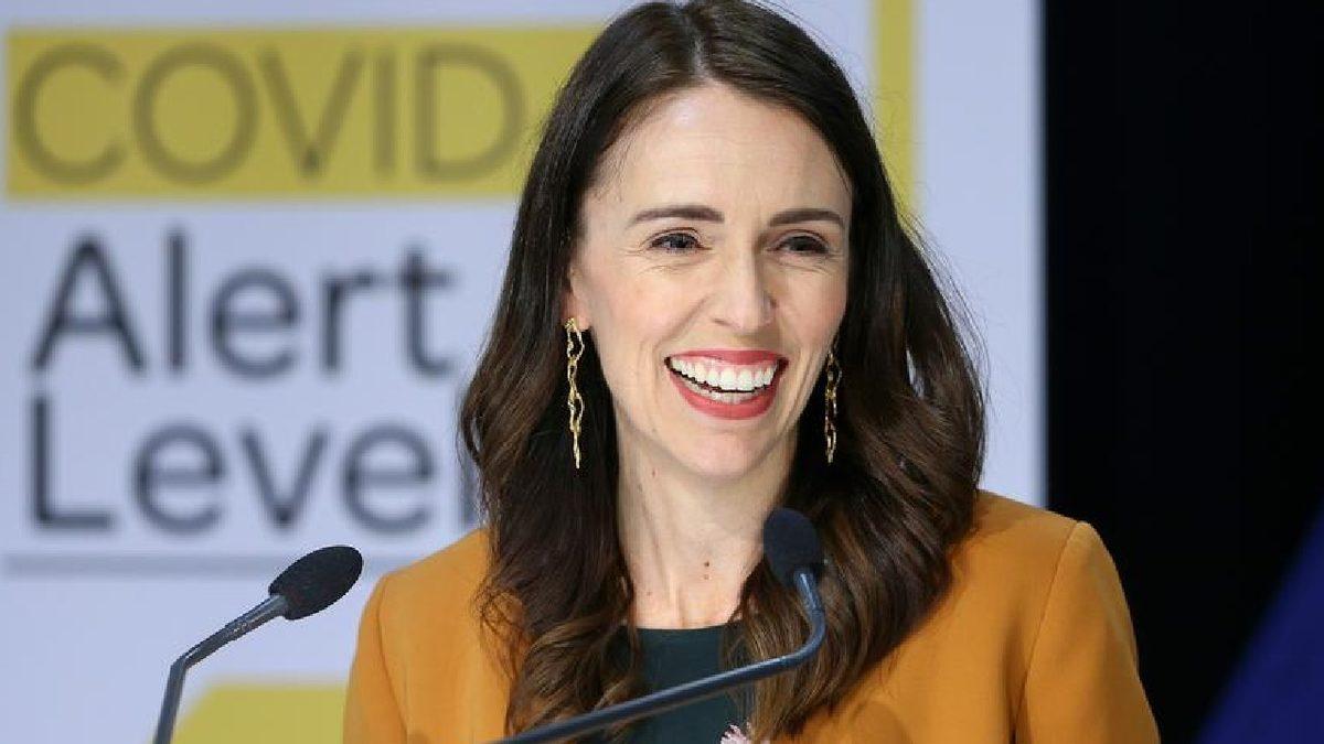 Yeni Zelanda, “Koronavirüsü Ülkeden Uzak Tutmanın En İyi Yolunu” Buldu