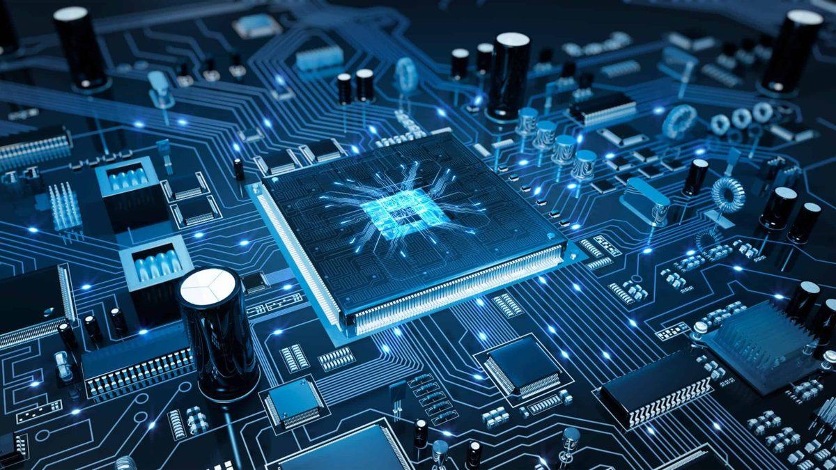 Fiber Optik Kabloyla Tüm İnternet Veri Kullanımının Neredeyse İki Katını Tek Seferde Aktarabilen Çip Geliştirildi: Birisi Işık Hızı mı Demişti?