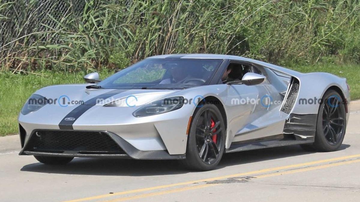 Asfaltlara Veda Etmeye Hazırlanan Ford GT’nin Yeni Tasarımının Fotoğrafları Ortaya Çıktı