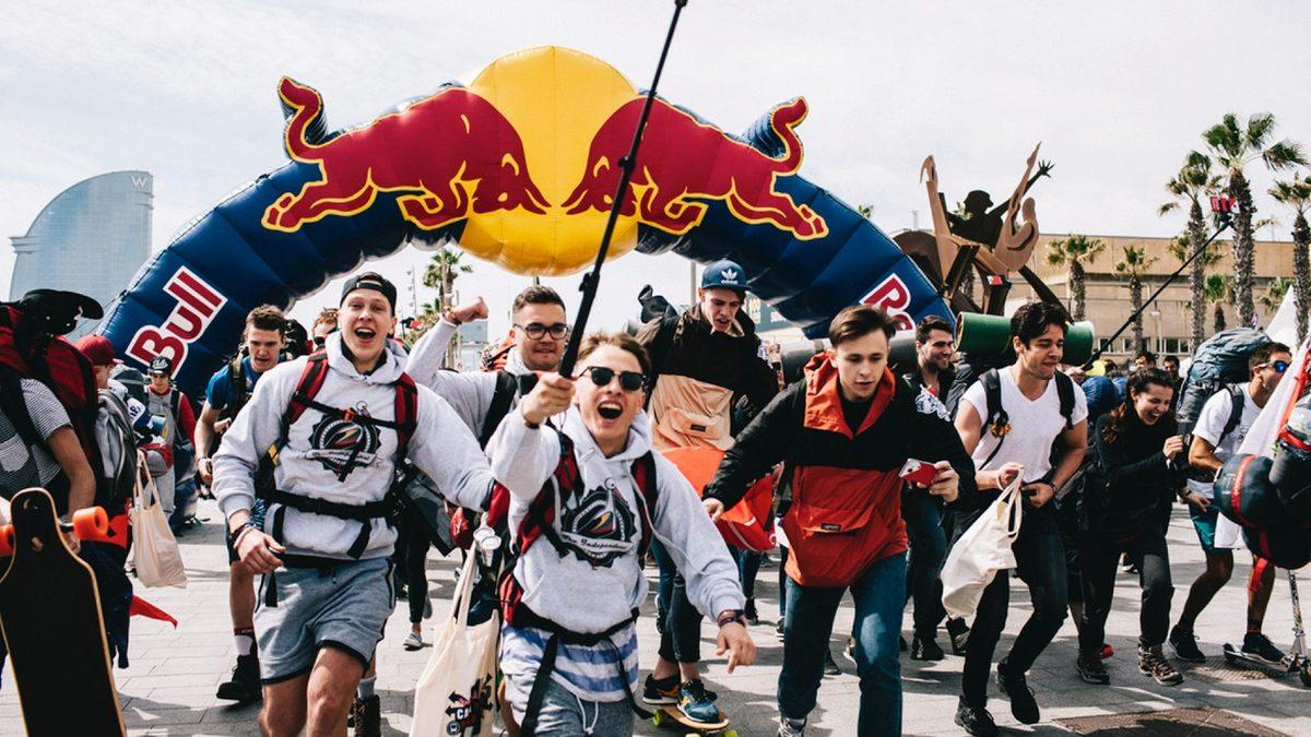 Red Bull’un Kurucusu, Dünyada Enerji İçeceği Diye Bir Şey Yokken Bile Markayı Nasıl Bu Kadar Tanınır Hale Getirdi?