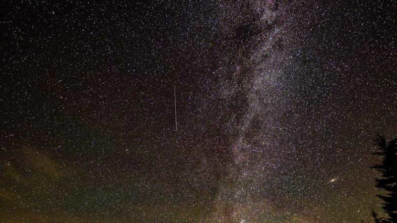 Dün Gece Gerçekleşen Perseid Meteor Yağmurunun, Türkiye’nin Farklı İllerinden Çekilen Muhteşem Fotoğrafları