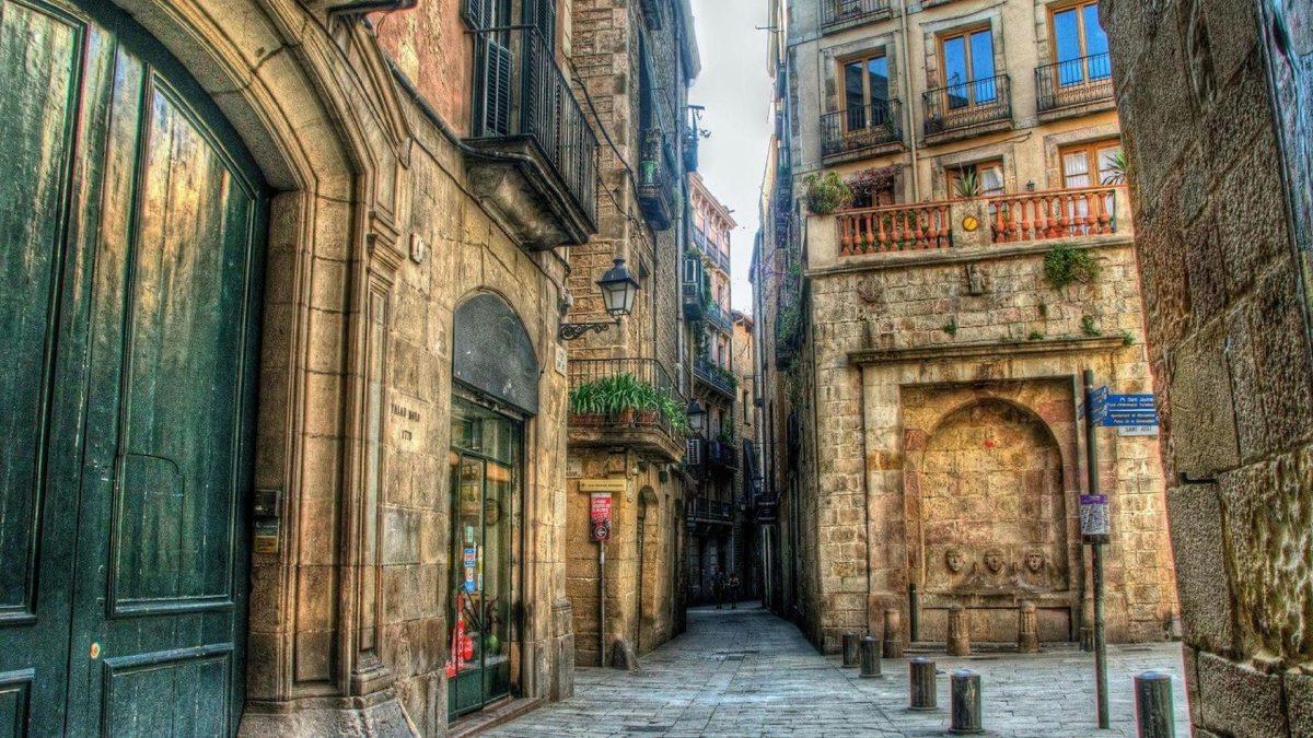 Barselona Şehrinin Başak Burcu Biri Tarafından Tasarlanmış Gibi Görünmesinin Ardında Yatan Çarpıcı Hikaye