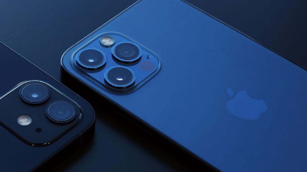 iPhone 15 Pro Modelleriyle İlgili Yeni İddialar: 8 GB RAM ve USB-C ve Daha Fazlasıyla Gelebilir!