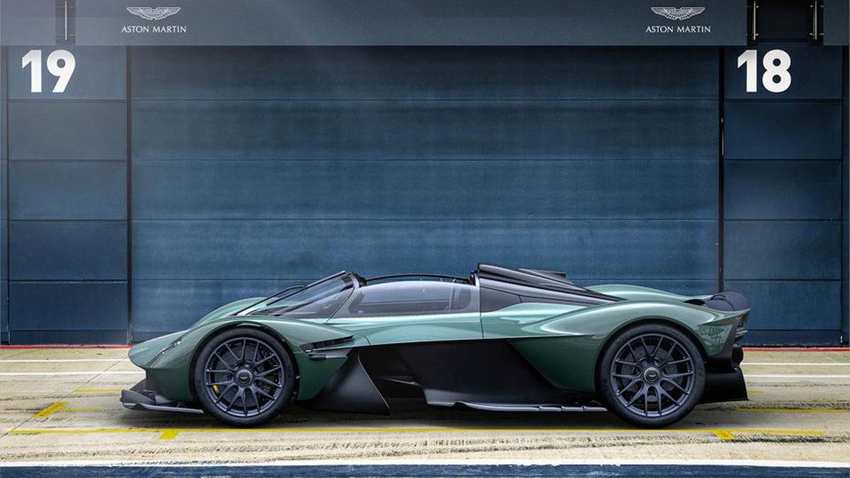 Aston Martin’in Asfalt Ağlatan Valkyrie Modeli Üstü Açılır Araba Oldu: Karşınızda Valkyrie Spider
