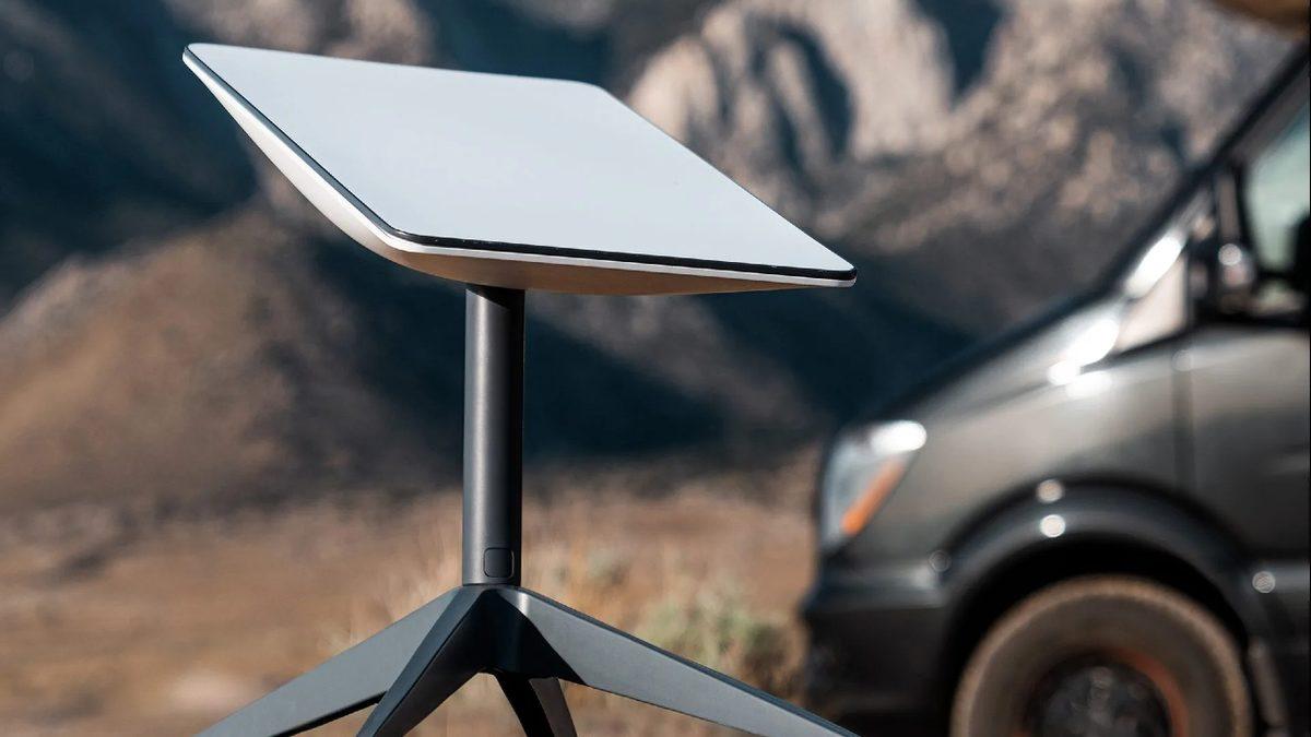 SpaceX, Hareket Hâlindeki Araçların Yüksek Hızda İnternete Bağlanmasını Sağlayacak Çanak Antenini Satışa Sundu