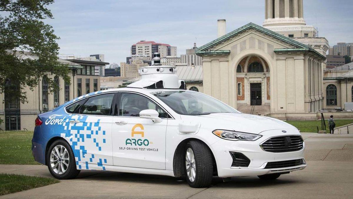 Otonom Araçlar Hakkında 2 Kötü Haber Birden: Tesla’ya Soruşturma Açıldı, Volkswagen ve Ford’un Desteklediği Milyar Dolarlık Girişim Kapatıldı