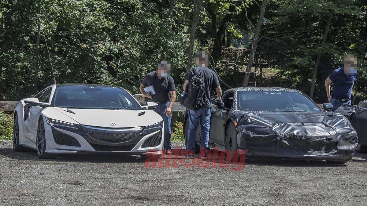 Hibrit Corvette mi Geliyor: Yeni Corvette Modeli, Acura NSX ile Test Sırasında Görüntülendi