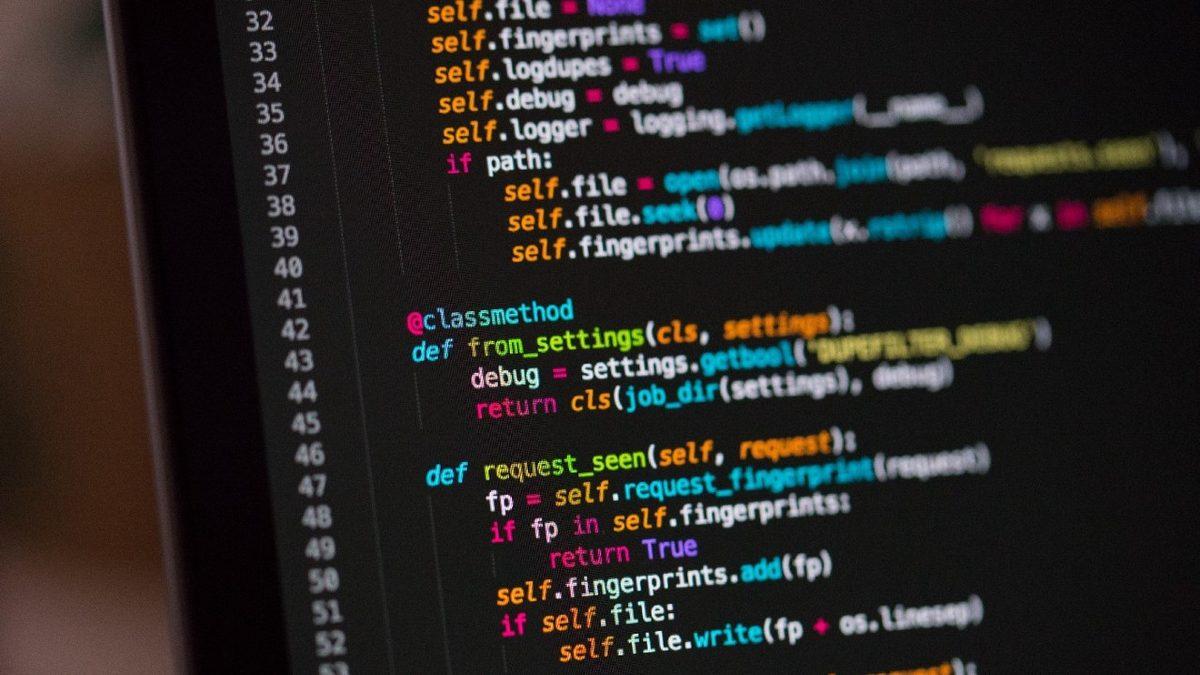 Netflix, Instagram ve Google’ın da Kullandığı Python Nedir? İşte Python Hakkında Merak Edilenler ve Cevapları