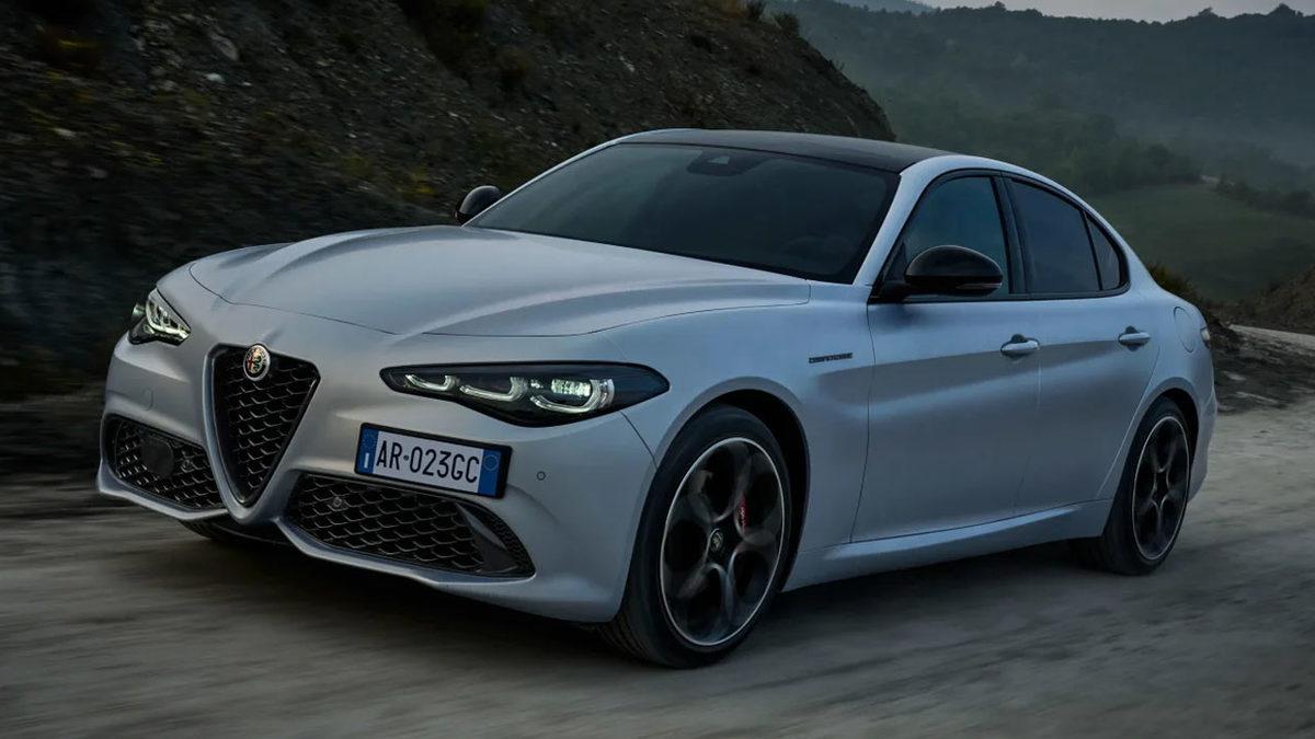Her Zamankinden Daha Yakışıklı: 2023 Model Alfa Romeo Giulia Tanıtıldı!