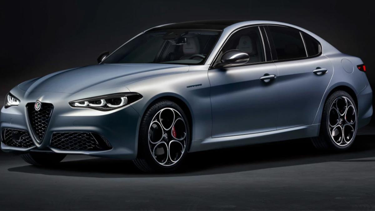 Her Zamankinden Daha Yakışıklı: 2023 Model Alfa Romeo Giulia Tanıtıldı!