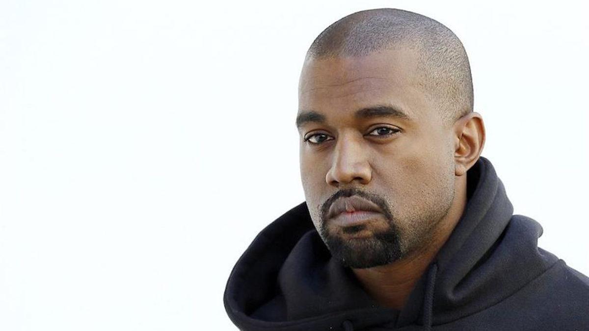 Yahudi Karşıtı Yorumlarıyla Eleştirilen Kanye West’e Apple Music’ten Yaptırım: Sanatçının Oynatma Listesi Platformdan Kaldırıldı